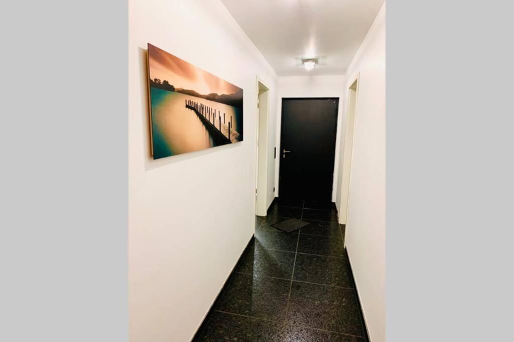 Wunderschoene Terrassenwohnung Mit Blick Ins Gruene! Meerbusch Dış mekan fotoğraf