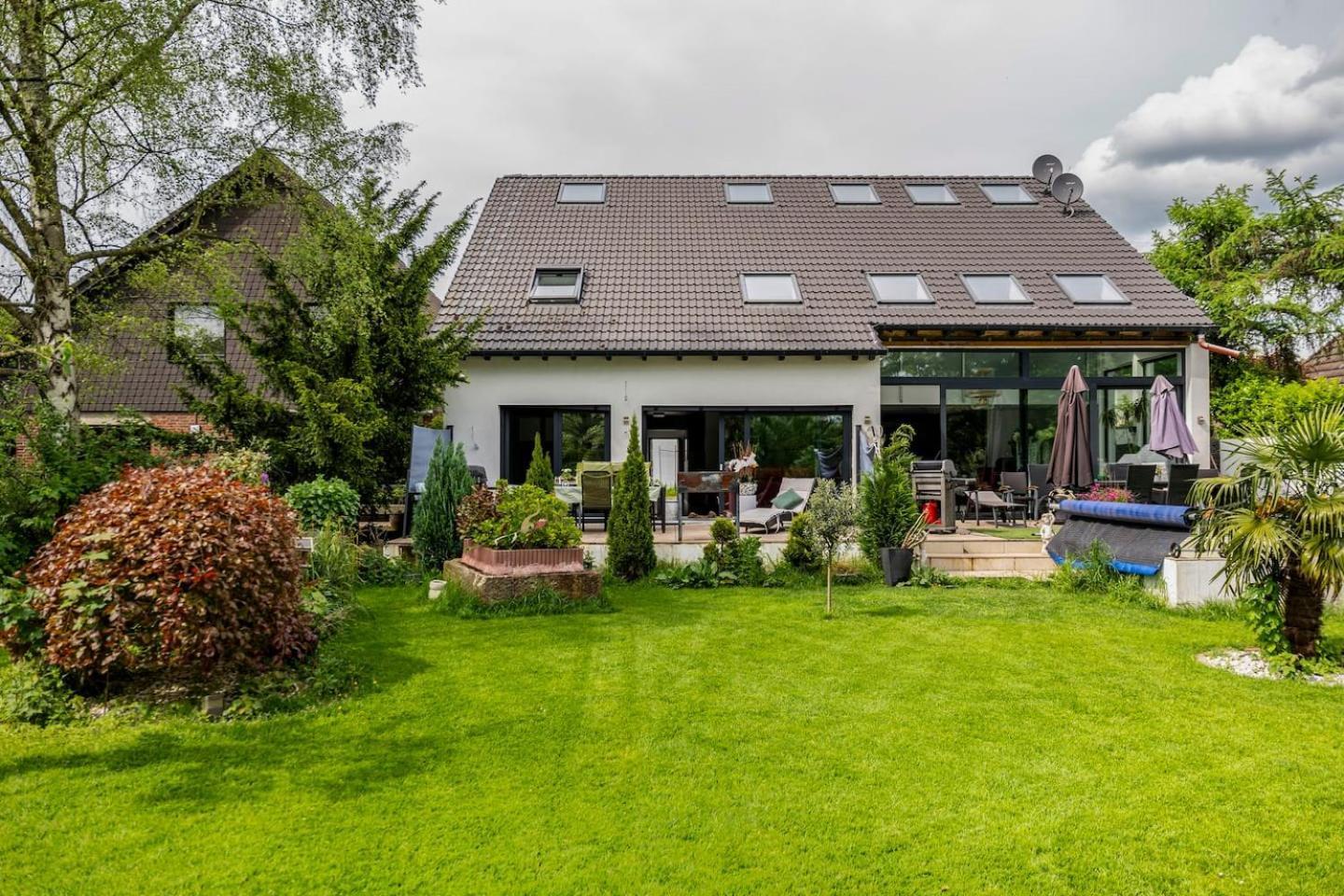 Wunderschoene Terrassenwohnung Mit Blick Ins Gruene! Meerbusch Dış mekan fotoğraf